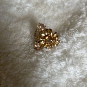 Vintage Gold Flower Cocktail Costume Ring with Soft Pink/Orange Gemstones